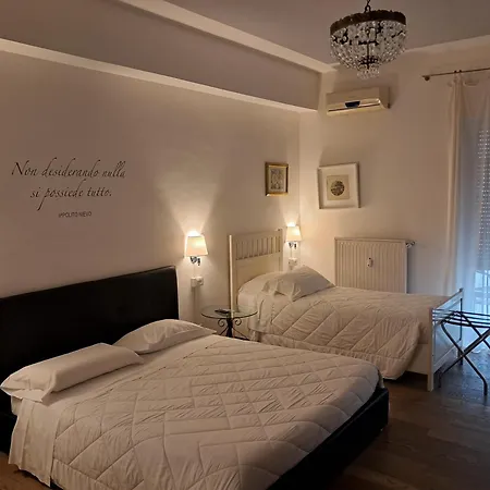 迪摩拉康特旅馆